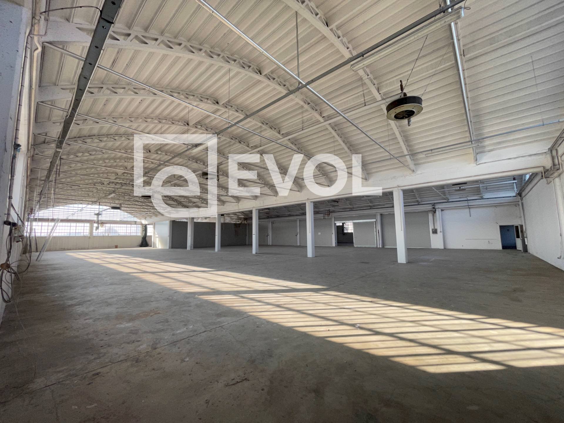 Foto 2 - Capannone Vittorio Veneto, Manzano - foto 2