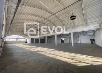 Foto 2 - Capannone Vittorio Veneto, Manzano - foto 2