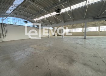 Foto 4 - Capannone Vittorio Veneto, Manzano - foto 4