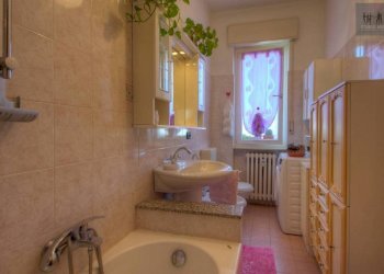 Bagno - Four-room apartment via San Bernardo, 3, Mondovì - photo 5