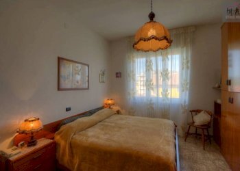 Camera da letto - Four-room apartment via San Bernardo, 3, Mondovì - photo 8