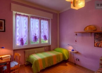 Camera da letto - Quadrilocale via San Bernardo, 3, Mondovì - foto 14