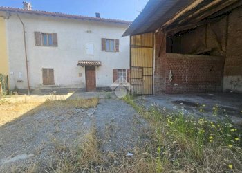 Semi-detached house Viale di Rivalta, Tortona - photo 27