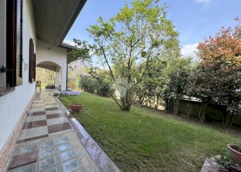 Villa Via Leopardi, Rescaldina - foto 2