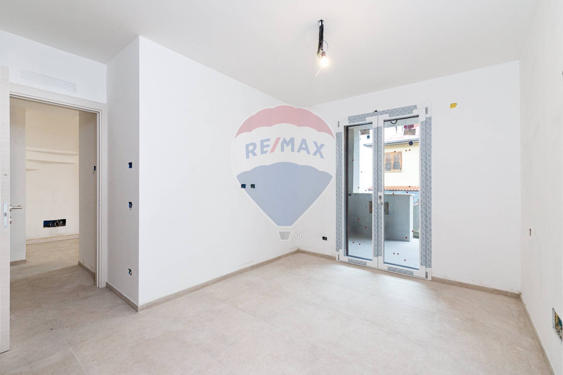 Stanza vuota - Three-room apartment Via Monti Sabini
223I, Monterotondo - photo 3