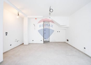 Stanza vuota - Trilocale VIA ACHILLE GRANDI
 
1/B, Monterotondo - foto 2