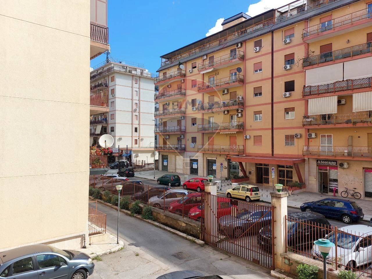 VISTA BALCONE - Appartamento Via Salvatore Aldisio
 
3, Palermo - foto 3