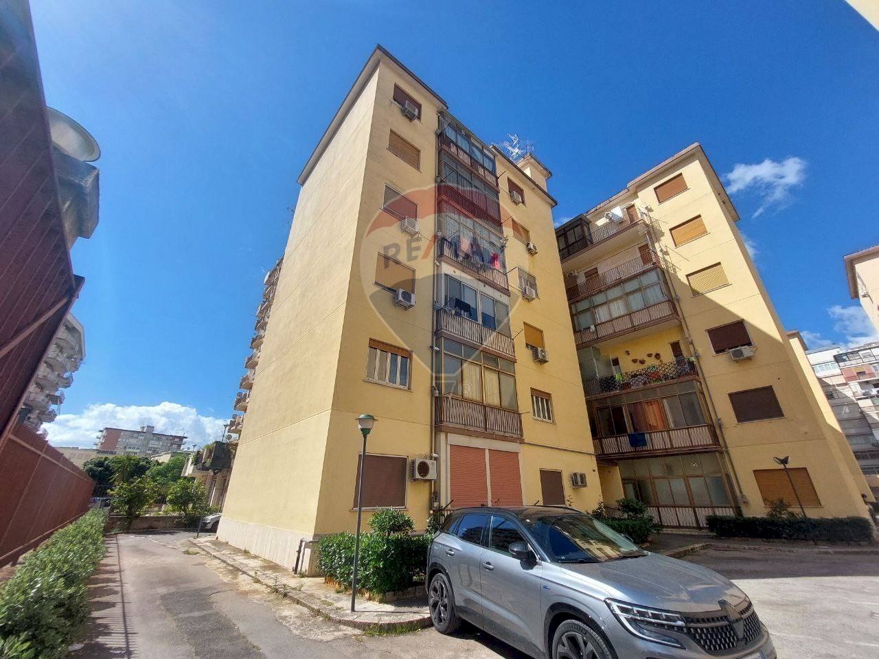 FACCIATA - Appartamento Via Salvatore Aldisio
 
3, Palermo - foto 1