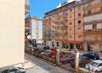 VISTA BALCONE - Appartamento Via Salvatore Aldisio
 
3, Palermo - foto 3