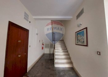 ANDRONE CONDOMINIALE - Appartamento Via Salvatore Aldisio
 
3, Palermo - foto 16