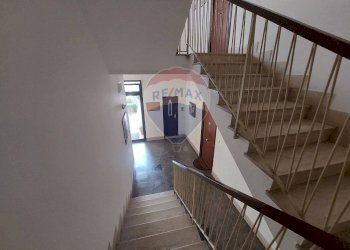 SCALA CONDOMINIALE - Appartamento Via Salvatore Aldisio
 
3, Palermo - foto 21