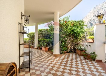 Terrazza - Villa Lungomare Cristoforo Colombo
 
750, Palermo - foto 26