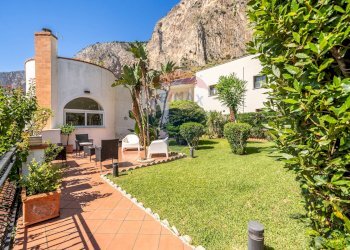 Giardino - Villa Lungomare Cristoforo Colombo
 
750, Palermo - foto 45