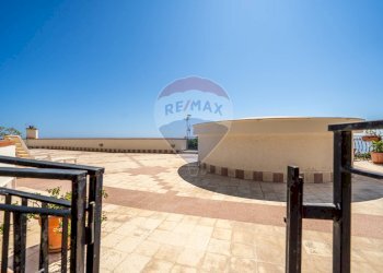 Terrazza - Villa Lungomare Cristoforo Colombo
 
750, Palermo - foto 63