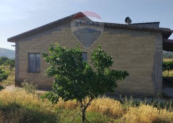 Casa all\'aperto - Terreno agricolo Contrada Camemi
snc, Mineo - foto 15