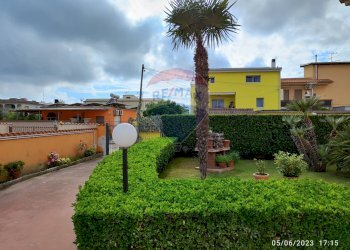 Giardino - Villa via Gubbio
 
1, Nettuno - foto 5