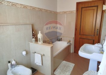 Bagno - Villa via Gubbio
 
1, Nettuno - foto 27