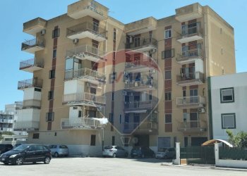 Edificio all\'aperto - Appartamento Piazza Delle Viole
 
14, Manfredonia - foto 1