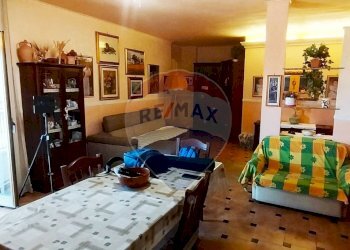Sala da pranzo - Appartamento Piazza Delle Viole
 
14, Manfredonia - foto 6