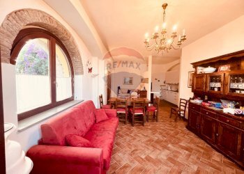 Sala da pranzo - Three-room apartment Via Delle Capanne
 
26, Rosignano Marittimo - photo 5