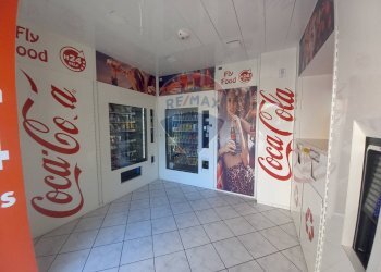 Terrazza - Locale Commerciale Via San Carlo
 
113, Caserta - foto 5