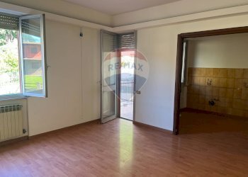 Stanza vuota - Appartamento via santa cecilia
 
2, Rogno - foto 3