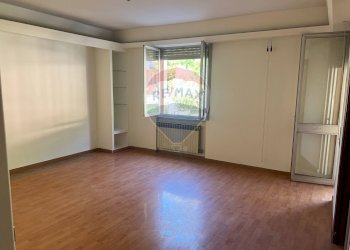 Stanza vuota - Appartamento via santa cecilia
 
2, Rogno - foto 5