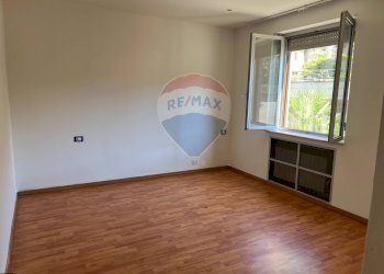 Stanza vuota - Appartamento via santa cecilia
 
2, Rogno - foto 8