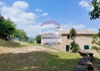 Casa all\'aperto - Independent house Via Forchiusa Est
10, Serra San Quirico - photo 3