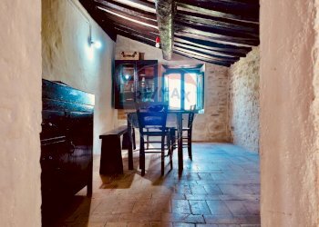 Sala da pranzo - Independent house Via Forchiusa Est
10, Serra San Quirico - photo 28