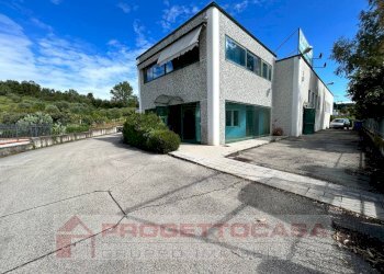 Foto 3 - Capannone Via dell'Artigianato
1, Colli del Tronto - foto 2