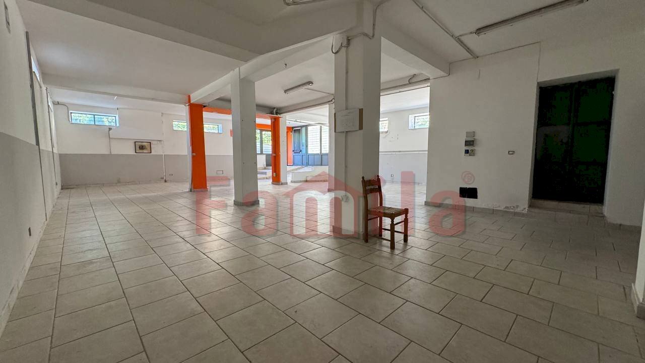 Foto 2 - Locale Commerciale Sirignano - foto 2