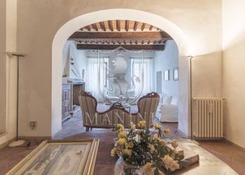 \nFoto 3\n - Castle centro
 
3, Siena - photo 3