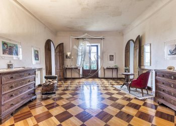 \nFoto 4\n - Castle centro
 
3, Siena - photo 4