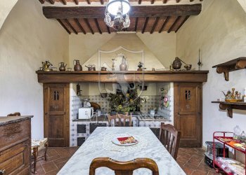 \nFoto 8\n - Castle centro
 
3, Siena - photo 8