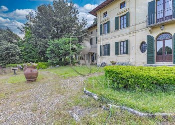 \nFoto 11\n - Castle centro
 
3, Siena - photo 11