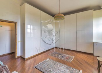 \nFoto 17\n - Castle centro
 
3, Siena - photo 17