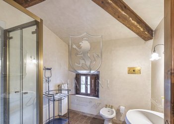 \nFoto 23\n - Castle centro
 
3, Siena - photo 23