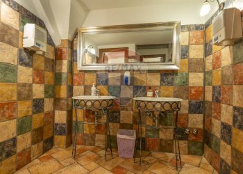 Bagno - Locale Commerciale CORSO MARRUCINO
 
27, Chieti - foto 13