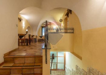 Scale - Locale Commerciale CORSO MARRUCINO
 
27, Chieti - foto 16