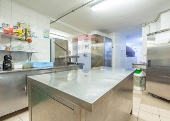 Cucina - Locale Commerciale CORSO MARRUCINO
 
27, Chieti - foto 30