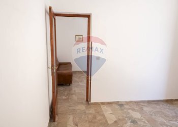 Stanza vuota - Independent house VIA 4 NOVEMBRE
 
129, Balestrate - photo 15