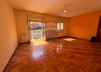 Stanza vuota - Quadrilocale Via Luigi Vanvitelli
 
2, Palermo - foto 8