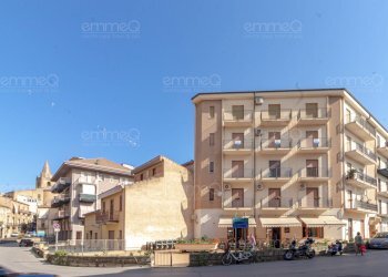 Foto 2 - Appartamento via Geraci
 
4, Castelbuono - foto 2