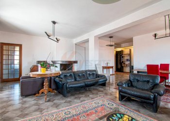 Foto 6 - Attic Via Alivia
 
15, Sassari - photo 6