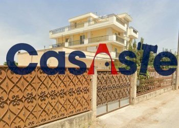 Foto 1 - Villa Via Lagnone di Santa Croce
 
281, Andria - foto 1