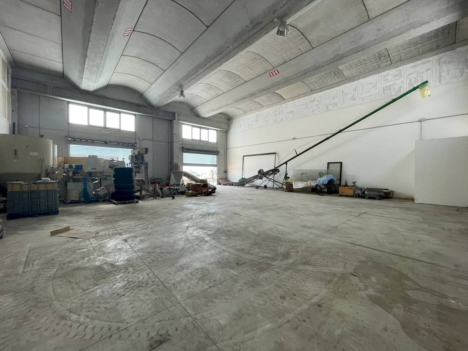 Foto 2 - Capannone Maddaloni - foto 2