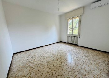 Camera da letto - Quadrilocale Bologna (zona Colli) - foto 10