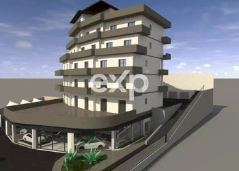 Four-room apartment Via Cardinale Portanova, Reggio di Calabria - photo 1