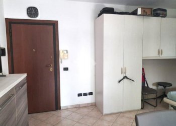 One-room apartment Via Monsignor V. Gandolfi, Castello d'Argile - photo 8